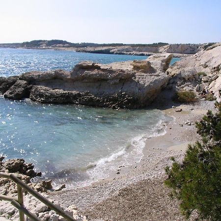 *Tiny Jungle* / Plage, Port Et Commerces A Pied Sausset-les-Pins Exterior photo